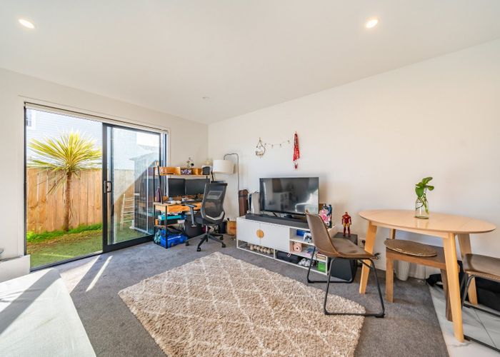  at 7/97 Whites Line East, Waiwhetu, Lower Hutt, Wellington