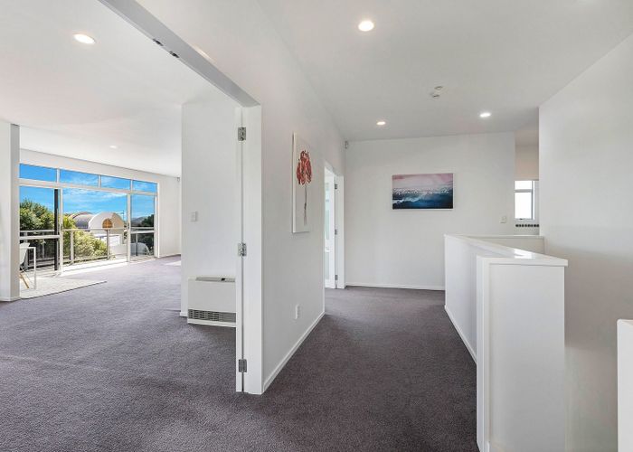 at 6 Cromarty Place, Papakowhai, Porirua, Wellington