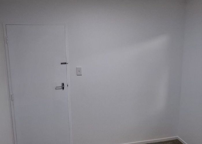  at 2/6 Lynton Road, Mount Wellington, Auckland City, Auckland