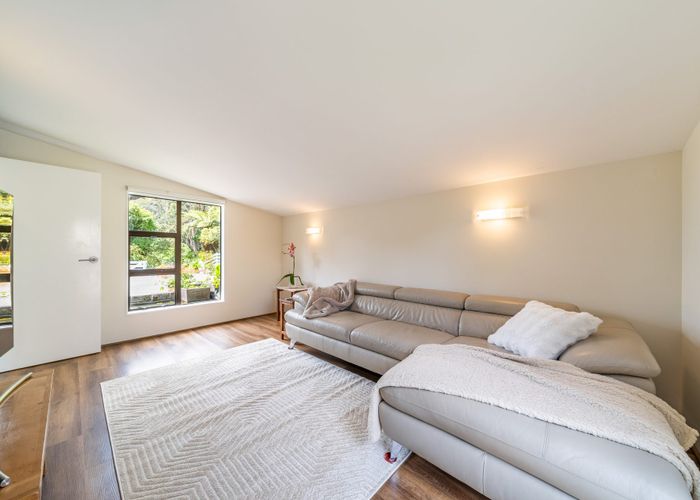  at 266 Murphys Road, Pauatahanui, Porirua, Wellington