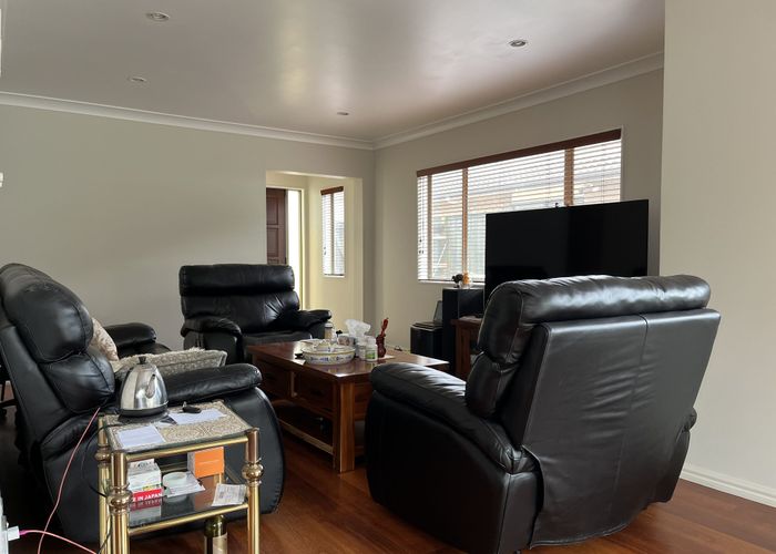  at 4 Lissleton Drive, East Tamaki, Manukau City, Auckland