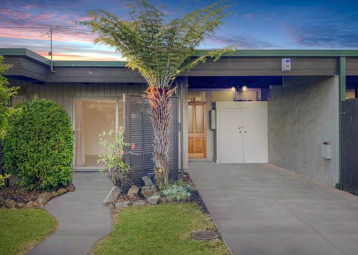  at 3/2 Glenora Road, Takanini, Papakura, Auckland