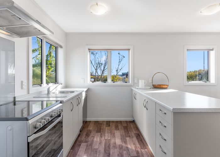  at 172 Albany Highway, Greenhithe, Auckland