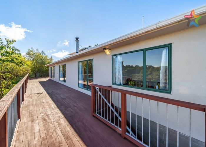  at 285 Maungaraki Road, Maungaraki, Lower Hutt