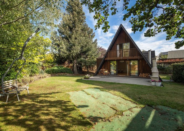  at 24 Thomson Street, Arrowtown, Queenstown-Lakes, Otago