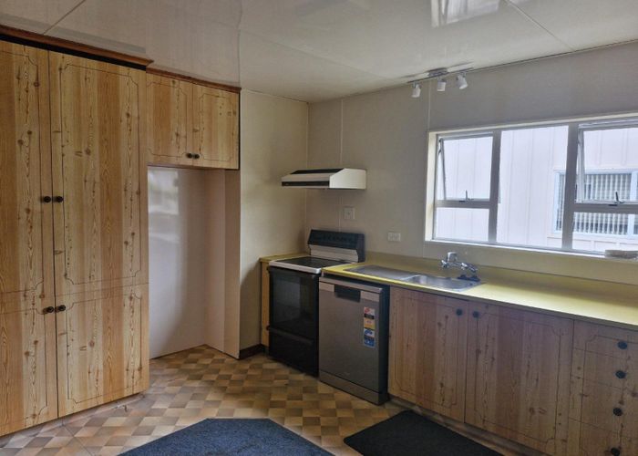 at 100 Young Street, New Plymouth, New Plymouth