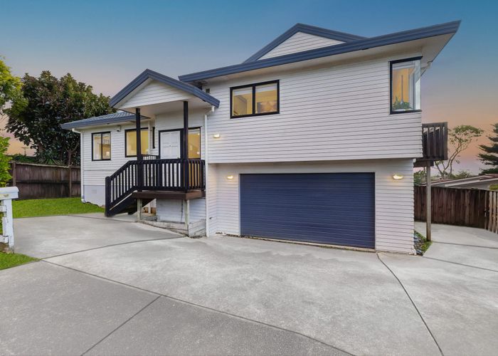  at 3/121 Ridge Road, Howick, Auckland