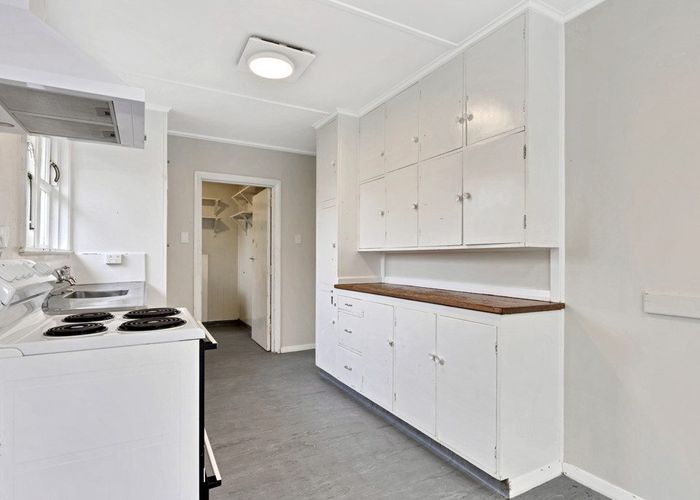  at 34 Dunarnan Street, Avonside, Christchurch City, Canterbury