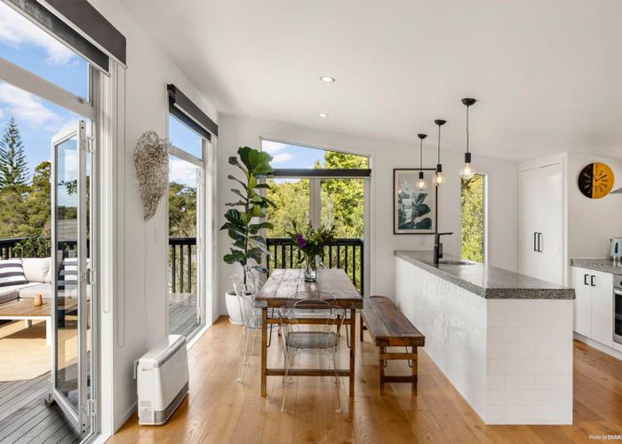  at 206a Old Titirangi Road, Titirangi, Waitakere City, Auckland