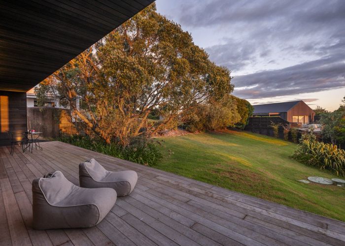  at 28 Pacific Parade, Surfdale, Waiheke Island, Auckland