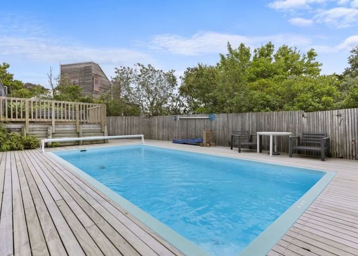  at 1/3 Swann Beach Road, Stanmore Bay, Rodney, Auckland