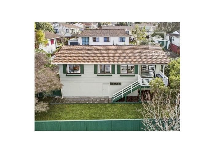  at 15 Chislehurst Street, Henderson, Auckland