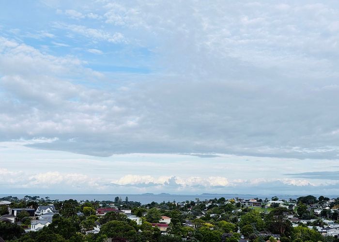  at 152 Weatherly Road, Torbay, North Shore City, Auckland