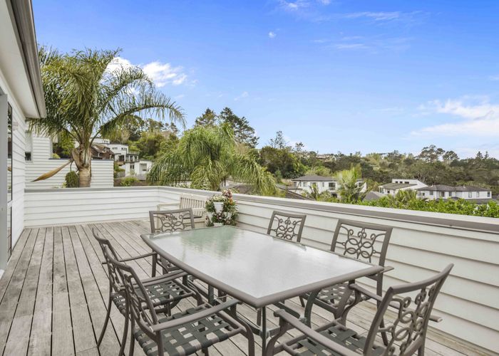  at 114 Fairview Avenue, Fairview Heights, North Shore City, Auckland