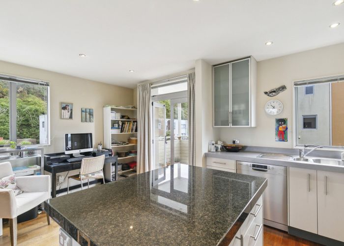  at 83/305 Evans Bay Parade, Hataitai, Wellington