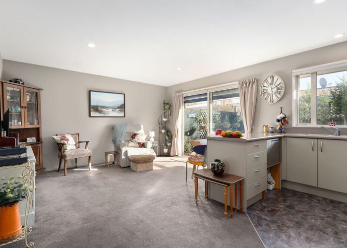  at 9/446 Ferry Road, Woolston, Christchurch City, Canterbury