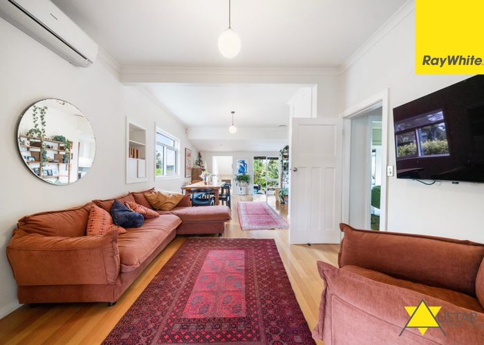  at 27 Tahi Terrace, Glen Eden, Waitakere City, Auckland