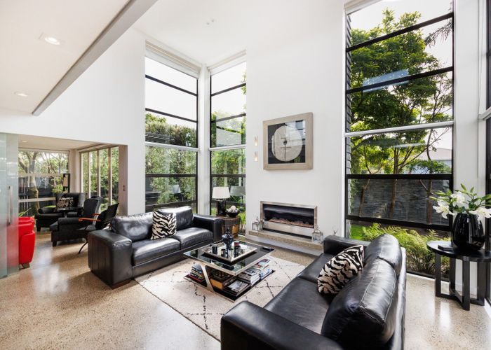  at 297 Fitzherbert Avenue, West End, Palmerston North, Manawatu / Whanganui