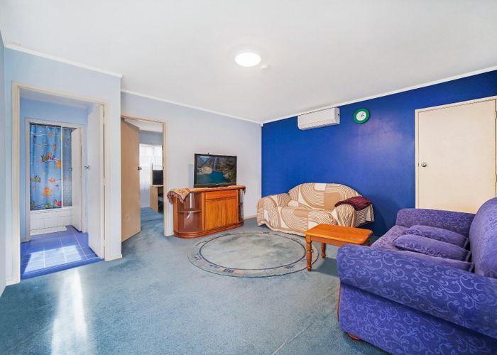  at 1/52 Harlston Road, Mount Albert, Auckland City, Auckland