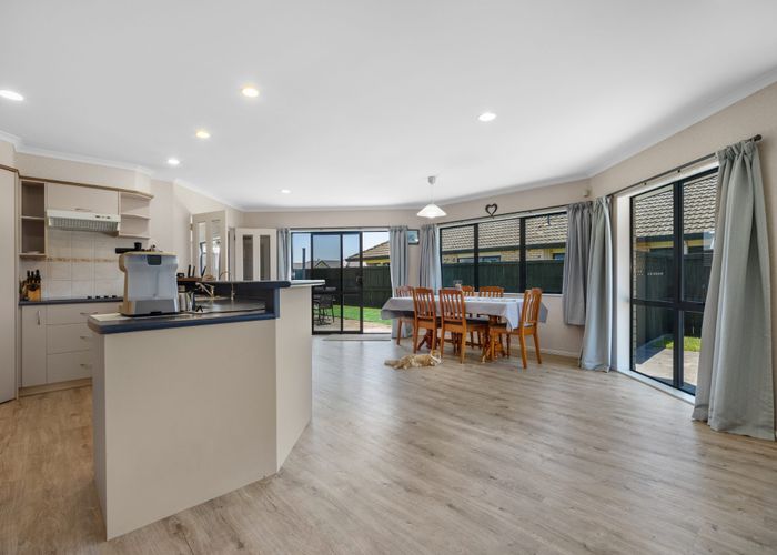  at 118 Evans Road, Papamoa Beach, Papamoa