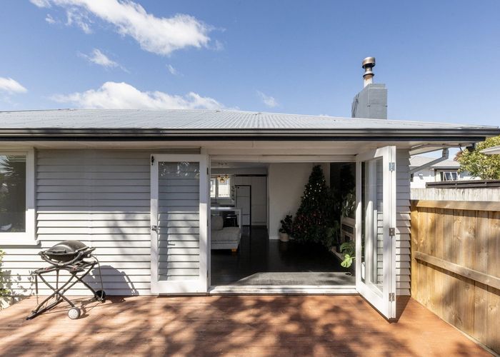  at 86 Bellevue Road, Brookfield, Tauranga, Bay Of Plenty