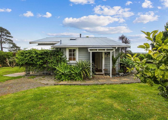  at 42 Boyd Road, Clarks Beach, Franklin, Auckland