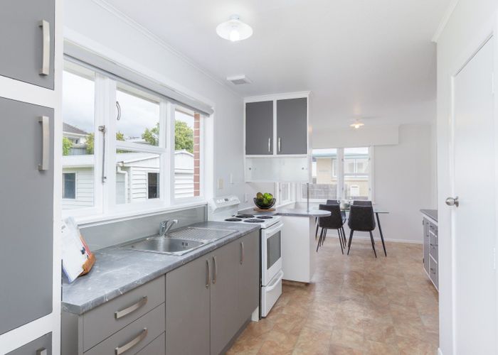  at 6 Ruru Crescent, Heretaunga, Upper Hutt