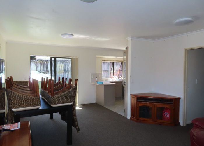  at 20 Burtons Drive, Swanson, Waitakere City, Auckland