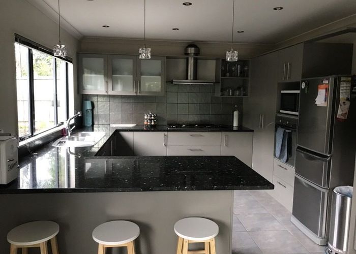  at 34 Baltersan Drive, Flat Bush, Manukau City, Auckland