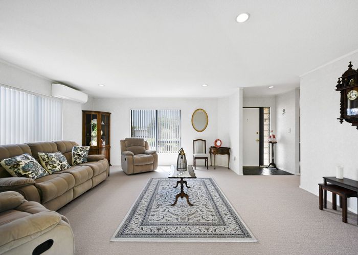  at 27 Discovery Drive, Flagstaff, Hamilton, Waikato