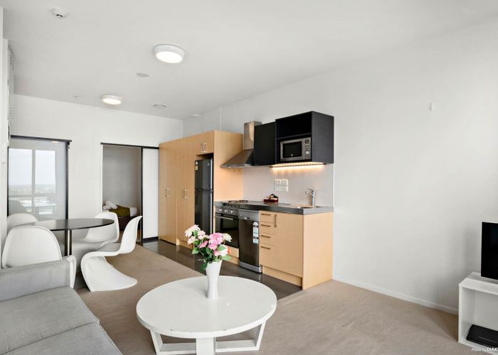  at 1003/17 Putney Way, Manukau, Auckland