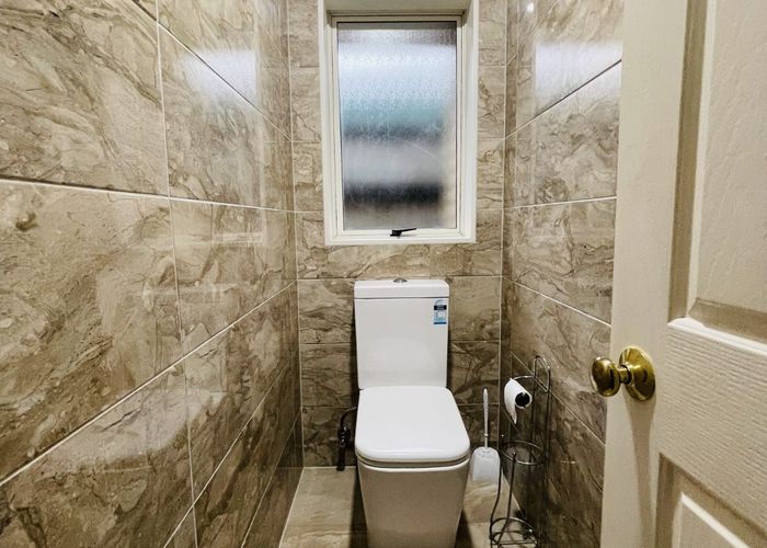  at 1/9 Harrison Road, Mount Wellington, Auckland