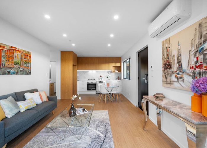  at 37D Flanshaw Road, Te Atatu South, Waitakere City, Auckland