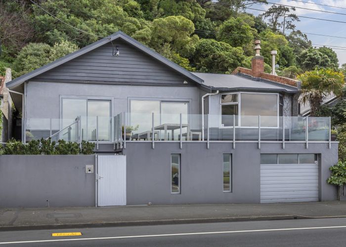  at 217 Marine Parade, Seatoun, Wellington