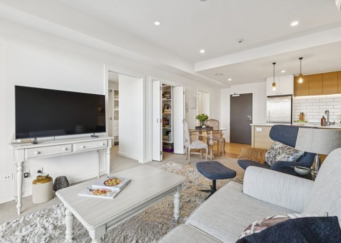  at 303/30A Enfield Street, Mount Eden, Auckland City, Auckland