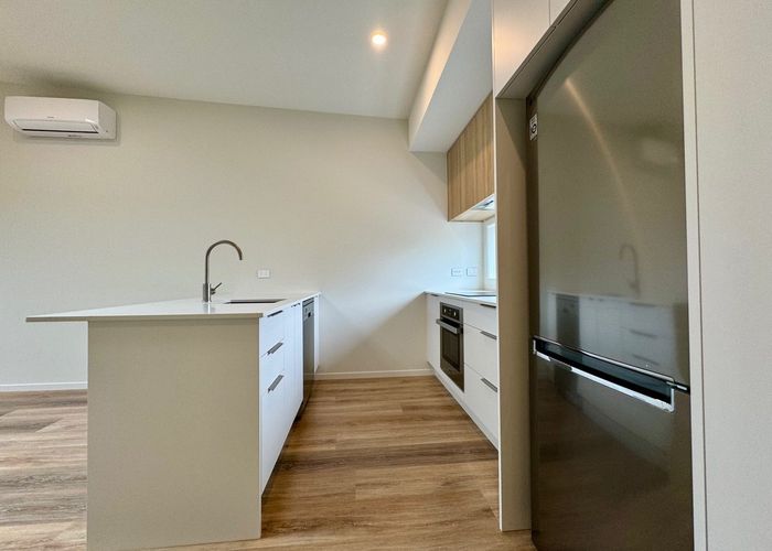  at 11/92 Cambridge Terrace, Waterloo, Lower Hutt, Wellington