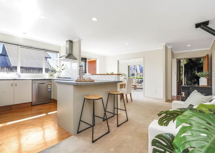  at 7 Finchley Place, Hamilton East, Hamilton, Waikato