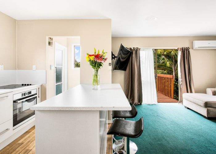  at 1/3 Hydra Place, Glen Eden, Auckland