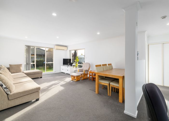 at 260E Breezes Road, Aranui, Christchurch City, Canterbury