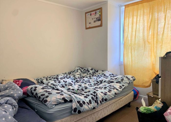  at 9 Hokonui Road, Otahuhu, Auckland