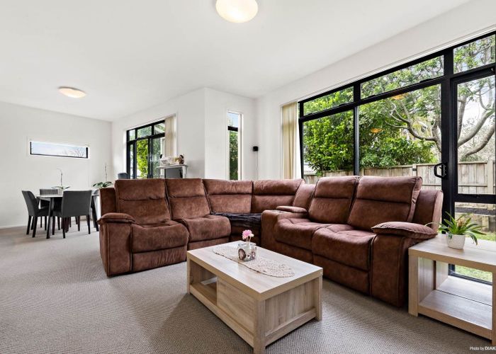  at 1/2 Armoy Drive, Dannemora, Manukau City, Auckland