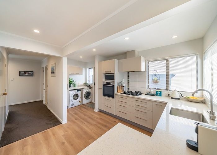  at 4/5A Bloomfield Terrace, Lower Hutt, Lower Hutt, Wellington