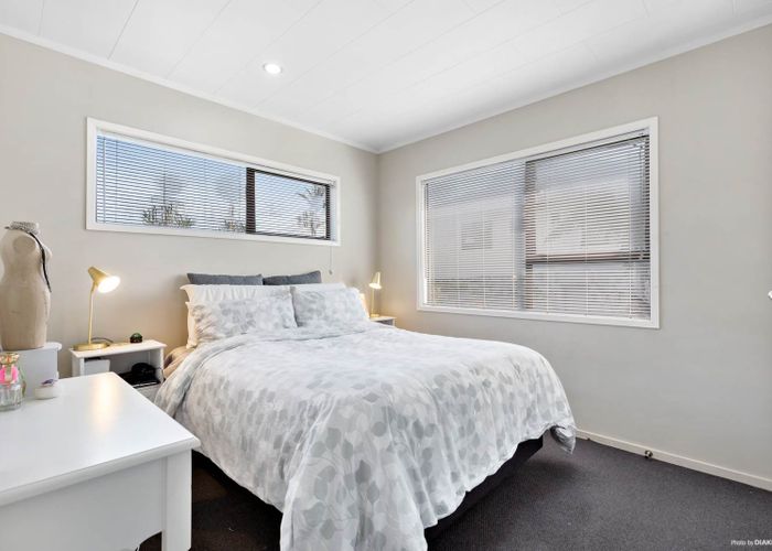  at 2/35 Russell Road, Manurewa, Auckland