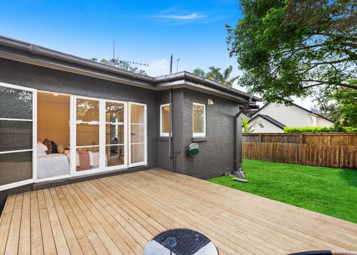  at 6/6 Cleary Road, Panmure, Auckland
