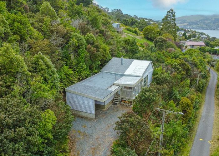  at 12 Rimu Street, Ravensbourne, Dunedin