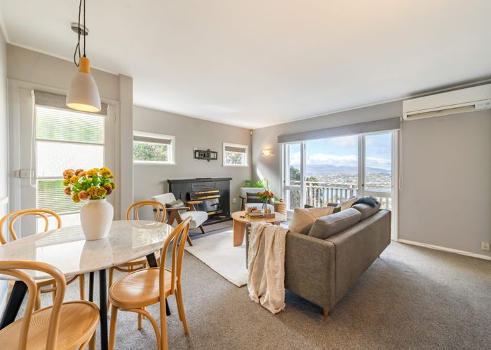  at 27 & 27a Alexandra Road, Hataitai, Wellington, Wellington