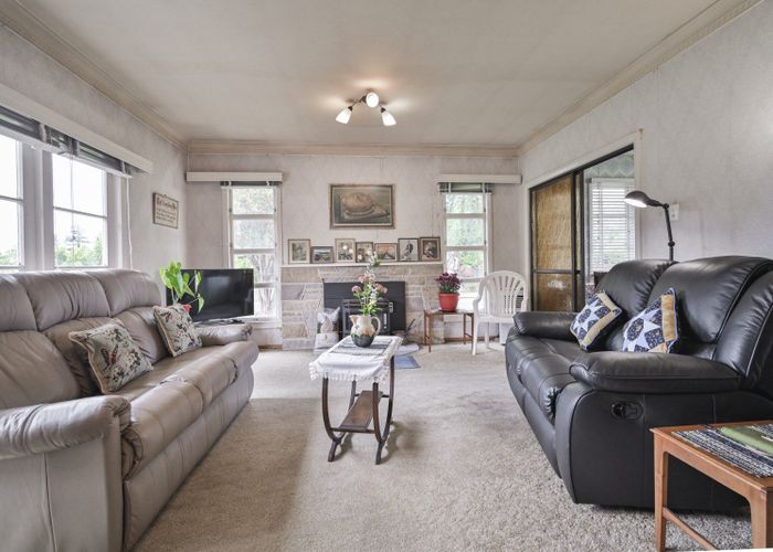  at 1413 Caroline Road, Mayfair, Hastings