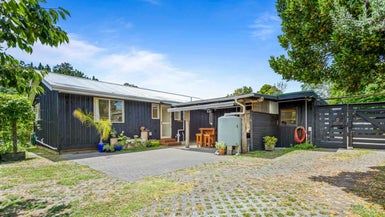 at 609B Swanson Road, Swanson, Auckland