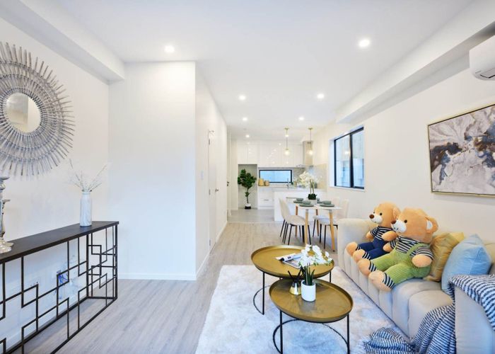  at 15F Tabitha Crescent, Henderson, Auckland
