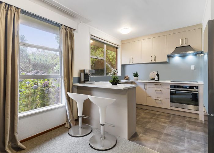  at 1/180 Green Lane West, Greenlane, Auckland